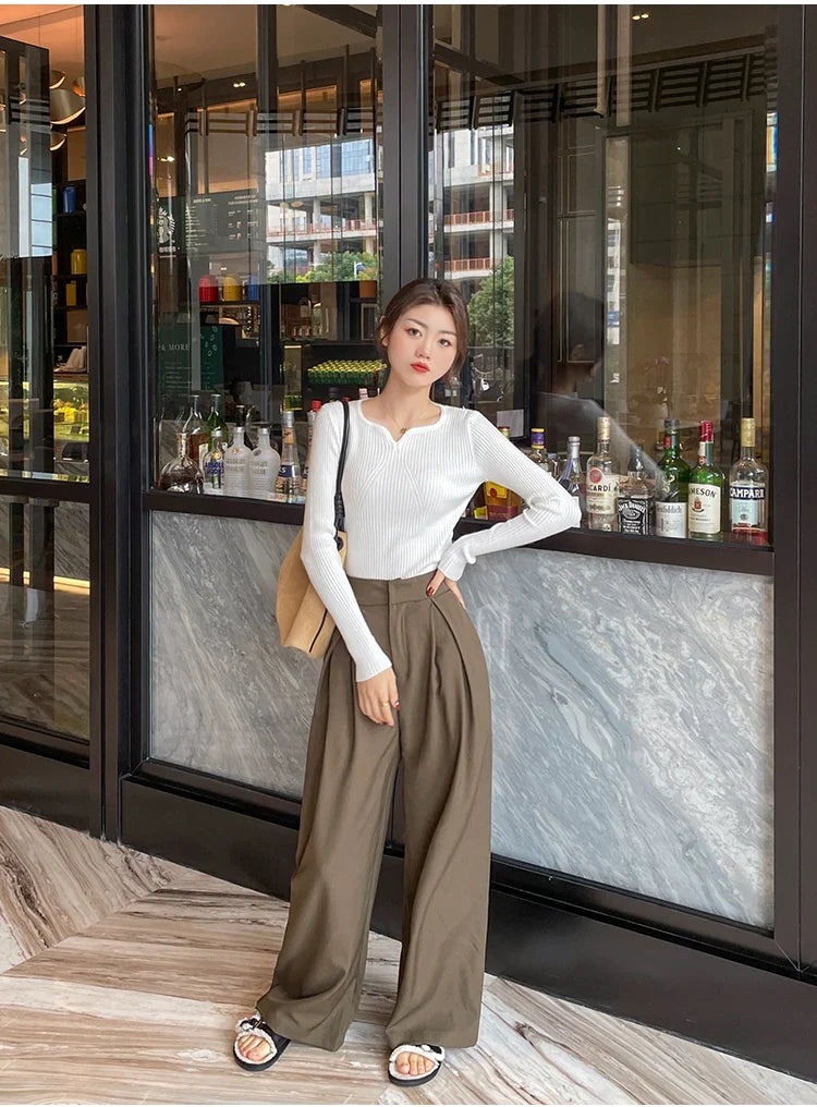 Cassie V Neck Knitted Pullover
