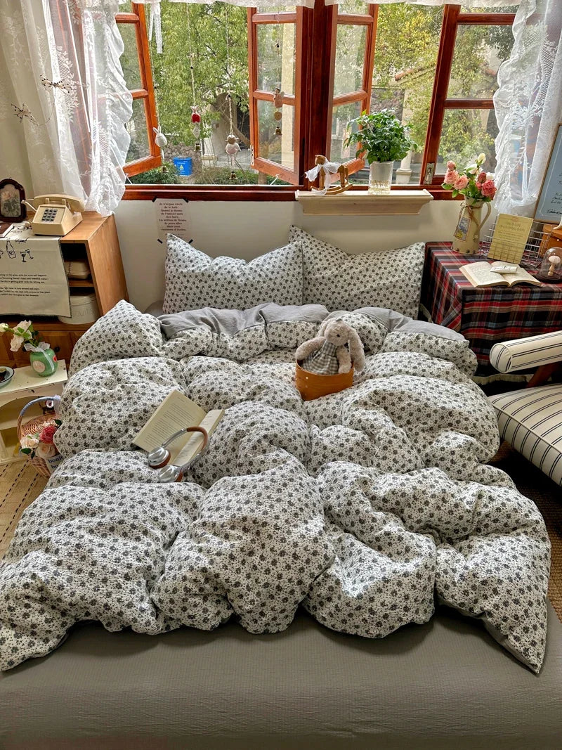 3/4Pcs Retro Small Floral Print Skin-friendly Soft Bedding Set