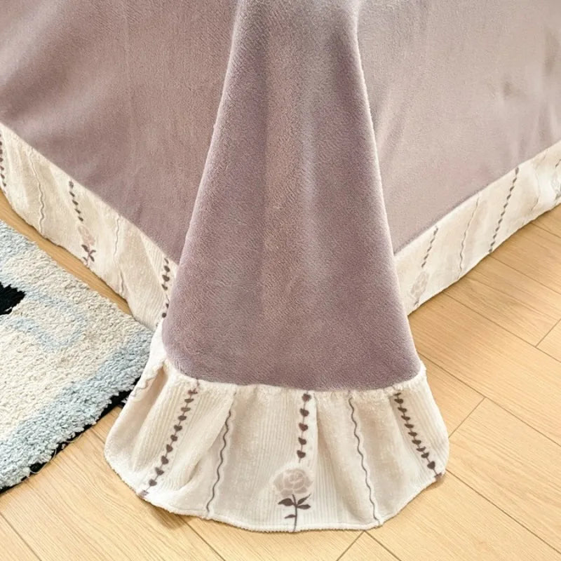 Princess Style Winter Velvet Duvet Cover Set with Bedsheet Pillowcase Soft Bedding Set