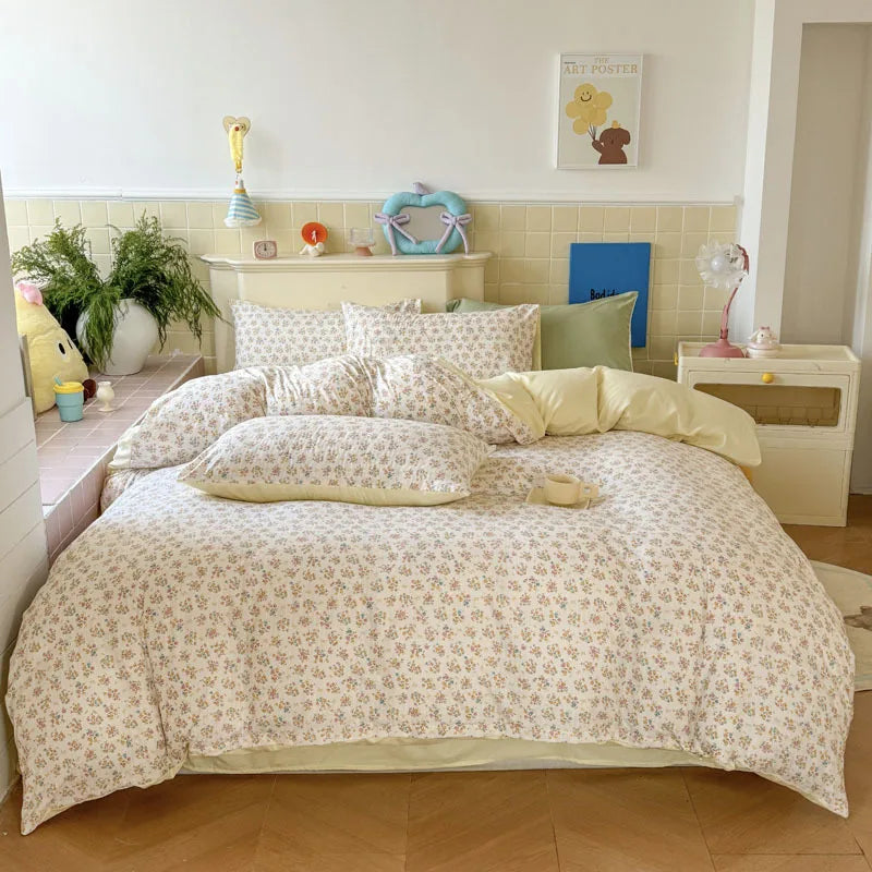 All Season Floral Printed Bedding Set