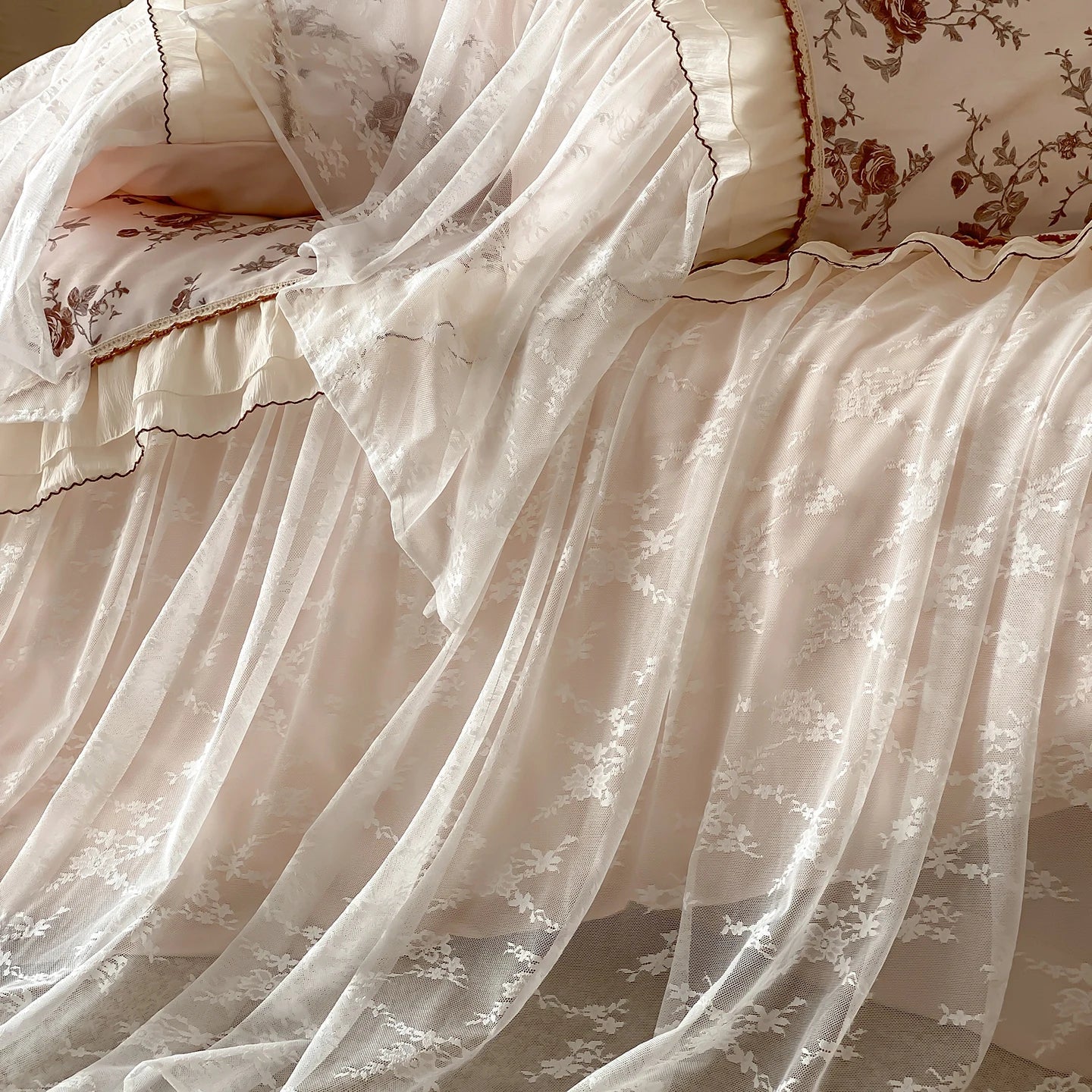 Vintage Floral Ruffle Lyocell Cotton Bedding Set