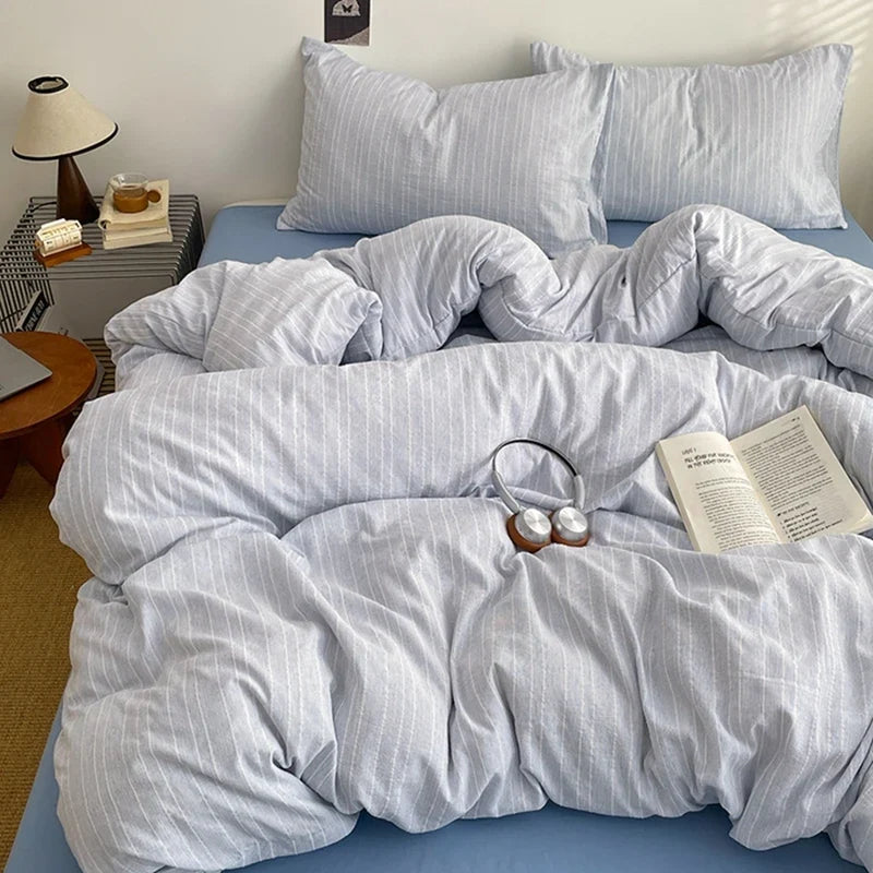 Black Striped Bedding Set