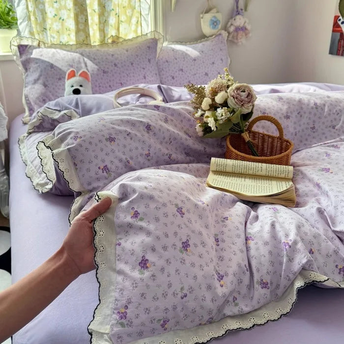 Korean Lace 4pcs Duvet Cover Set with Sheet and Pillowcases Floral Bedding Set