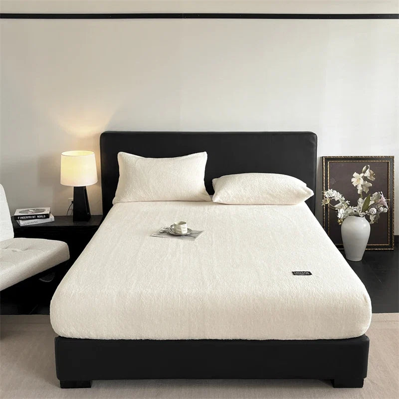 3Pcs Velvet Fleece Fitted Bed Sheet With Elastic Band Anti-slip Adjustable Mattress Cover Thick Warm Bed Cover With Pillowcases