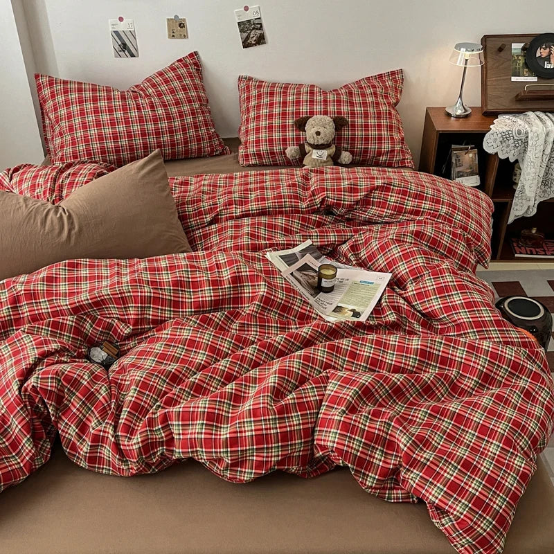 Vintage Double Sided Red Plaid Bedding Set
