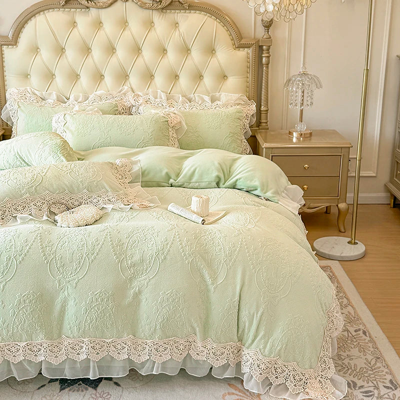 4Pcs Vintage French Romantic Lace Ruffles Carved Velvet Warm Winter Princess Bedding Set