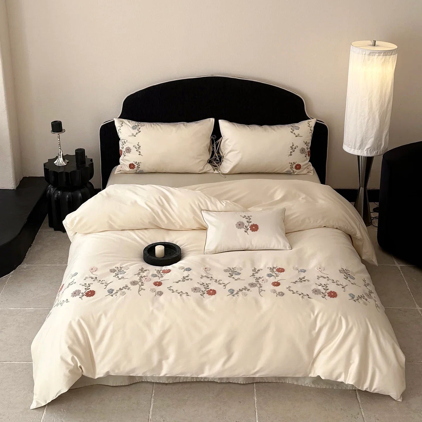 Chic Flowers Towel Embroidery Bedding Set