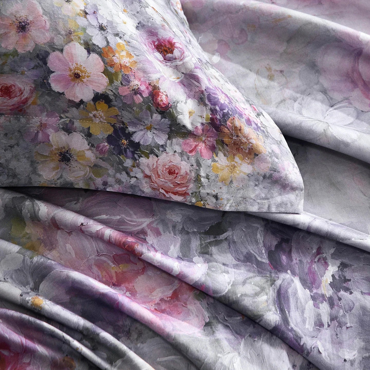 Vintage Oil Painting Style Rose Flowers Pattern Bedding Set