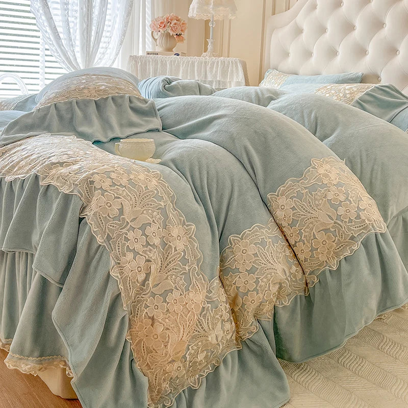 Lace Ruffles Princess Wedding Bedding Set