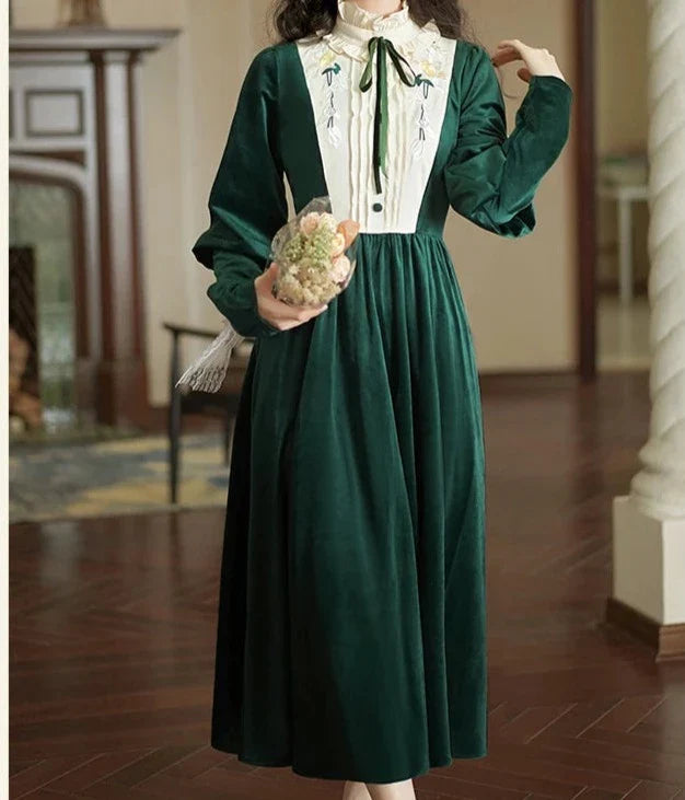 Imogen's Holiday Vintage-style Velvet Dress with Embroidery