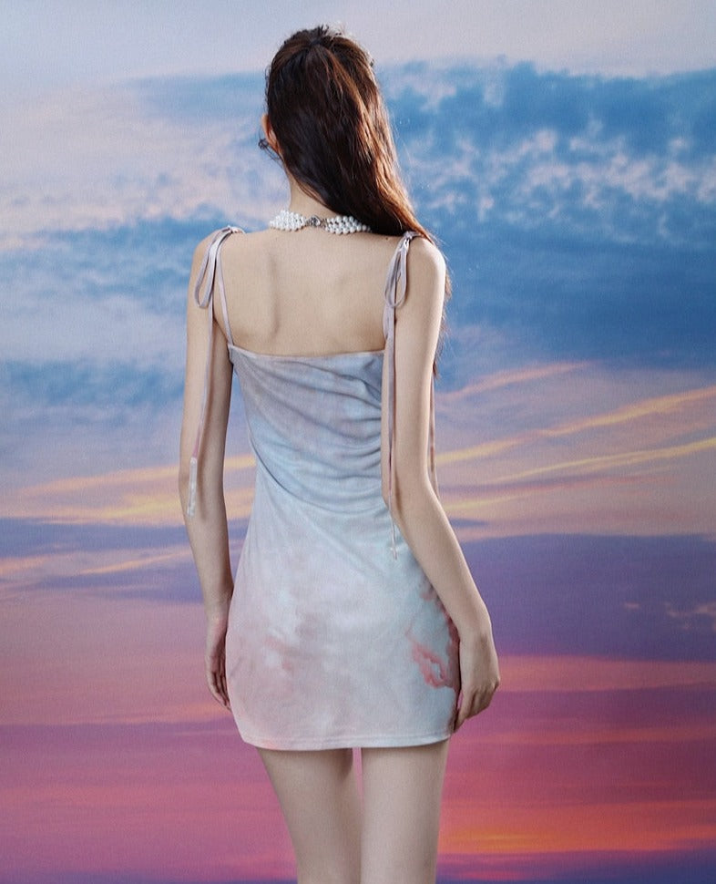 Minivestido renacentista Angelcore en el cielo