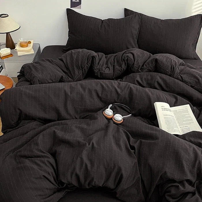 Black Striped Bedding Set