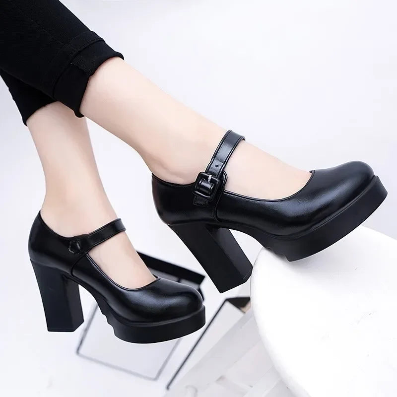 Cohen Closed Toe Heels