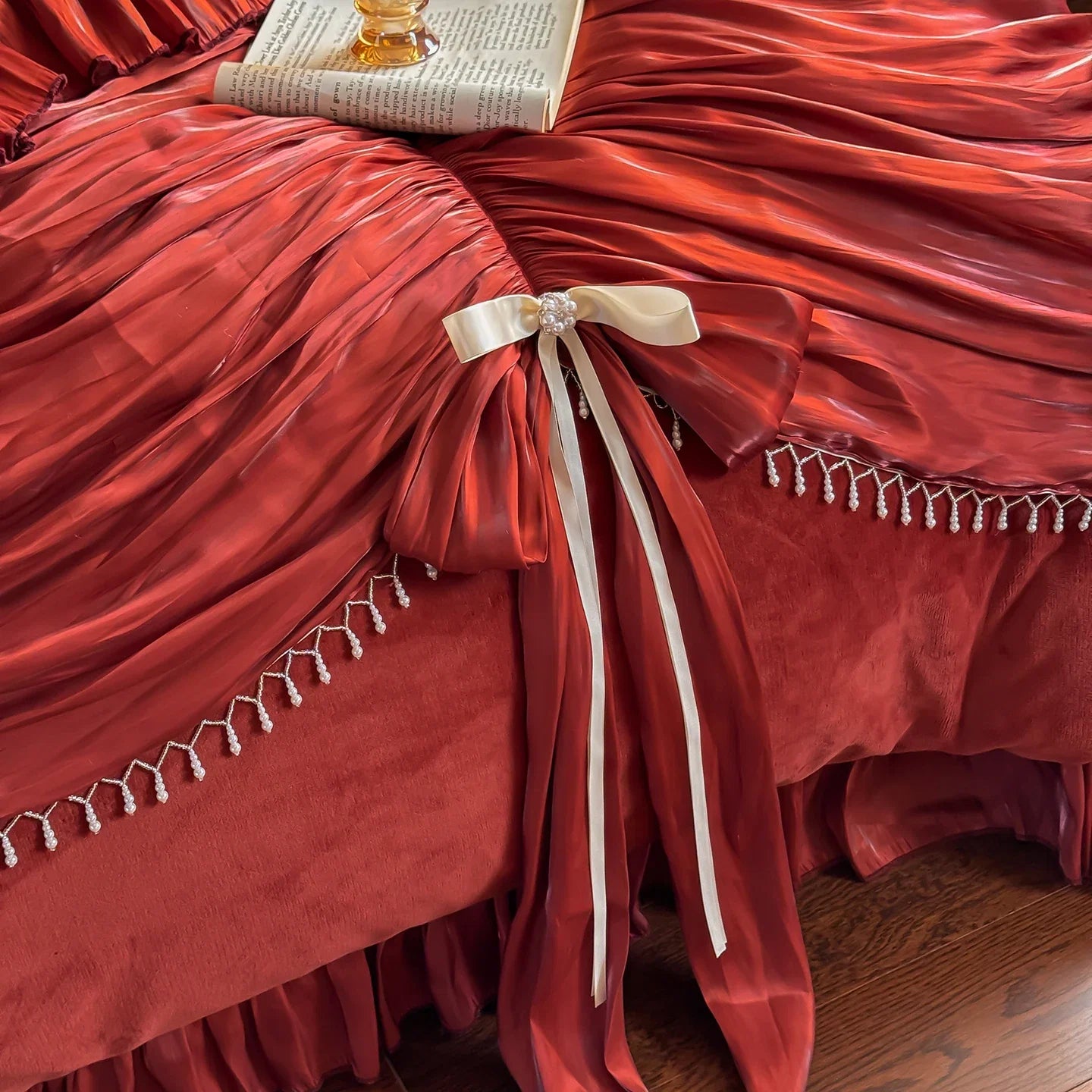 Vintage French Palace Style Pleated Lace Ruffles Bow Velvet Warm Bedding Set