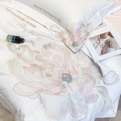 100% Egyptian Cotton Flowers Embroidery Luxury Bedding Set