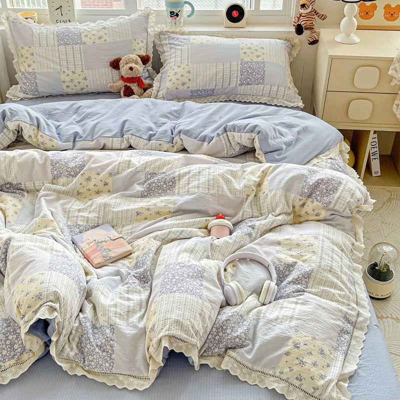 4pcs Floral Printed Duvet Cover Set Korean Lace Bedding Set