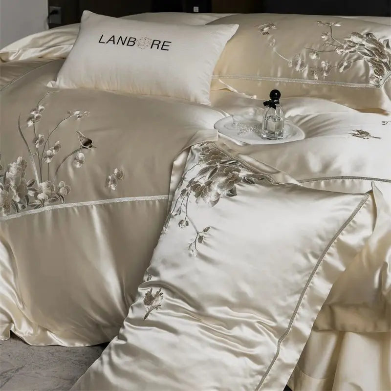 High Precision Damask Egyptian Cotton Soft Silky Bedding Set