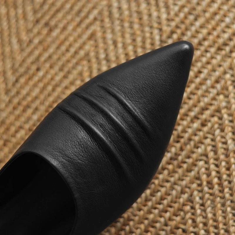 retro pleated cowhide pointed low Heel