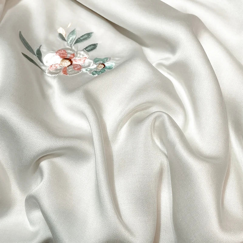 4/7Pcs Luxury Flowers Embroidery Lyocell Eucalyptus Fiber Silky Bedding Set
