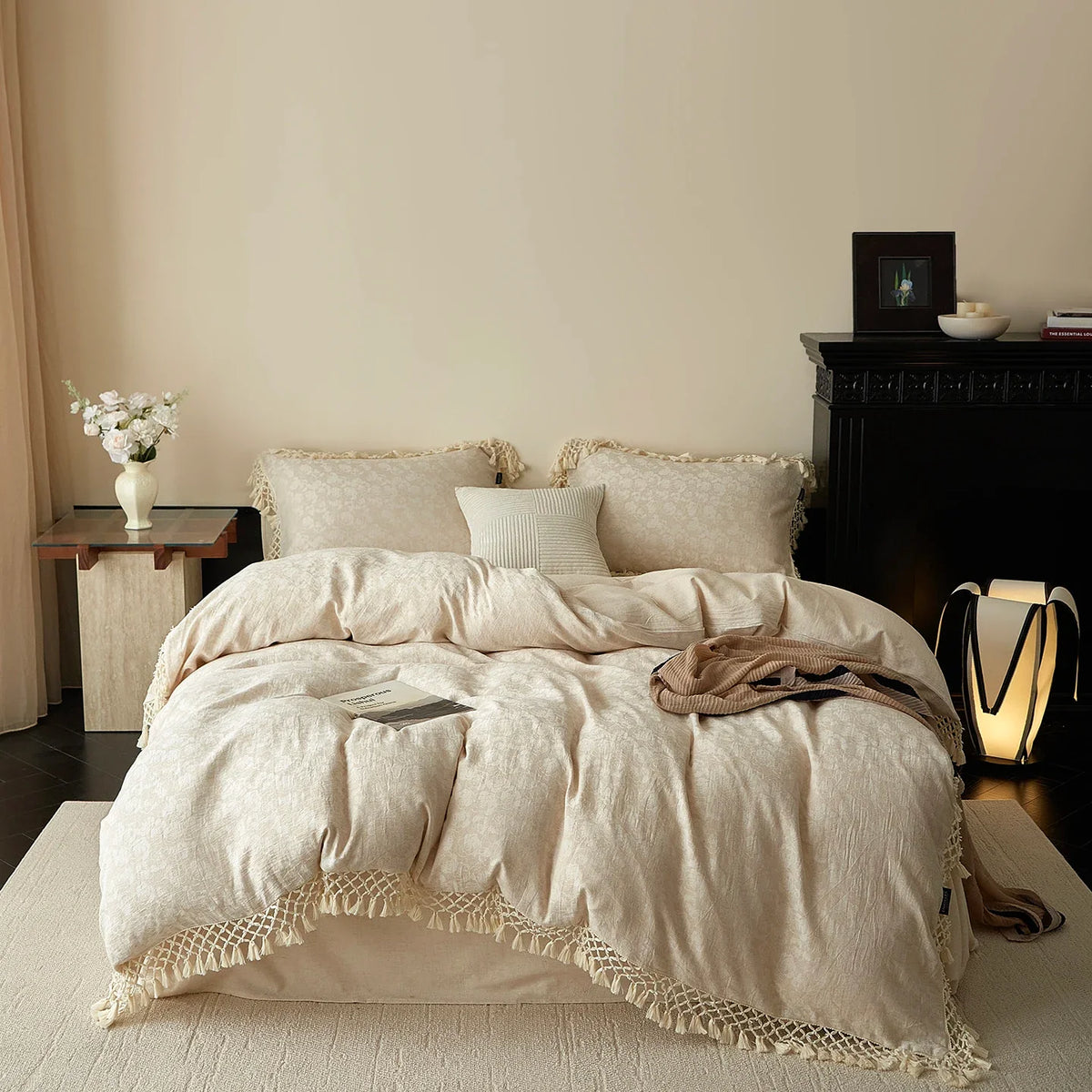 20% Linen and 80% Cotton Flowers Jacquard With Fringe Bedding Set