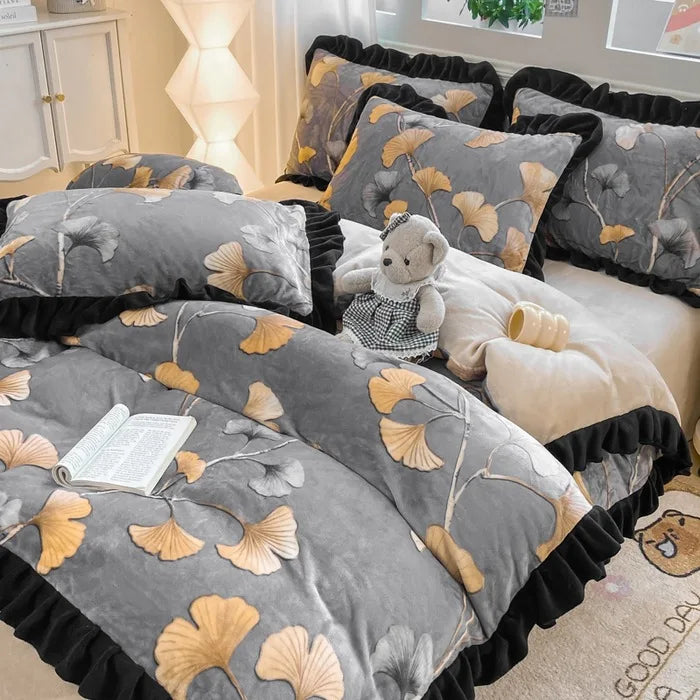 French Style Korean Lace Milk Velvet Bedding Set