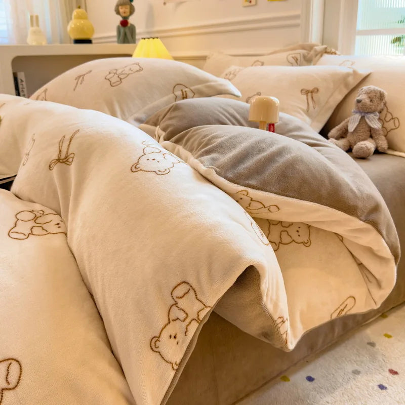 Cartoon Print Milk Velvet Duvet Cover Set Sheet Pillowcase Winter Plush Comforter Cover Set Home Textile Queen King Bedding Set