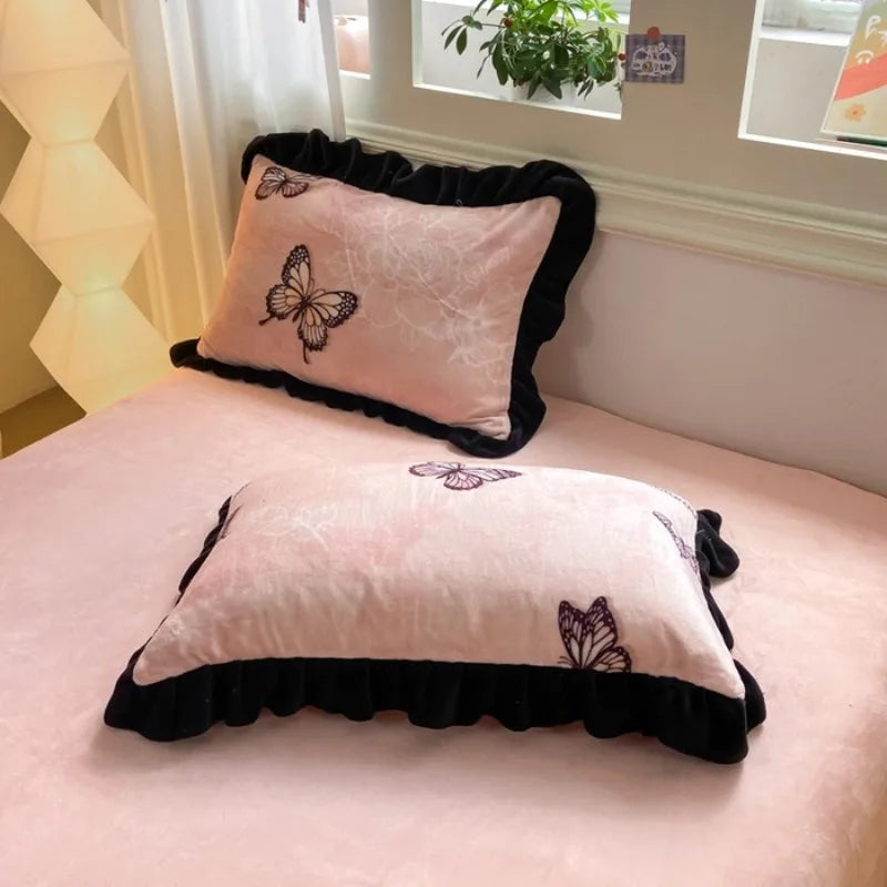 French Style Korean Lace Milk Velvet Bedding Set