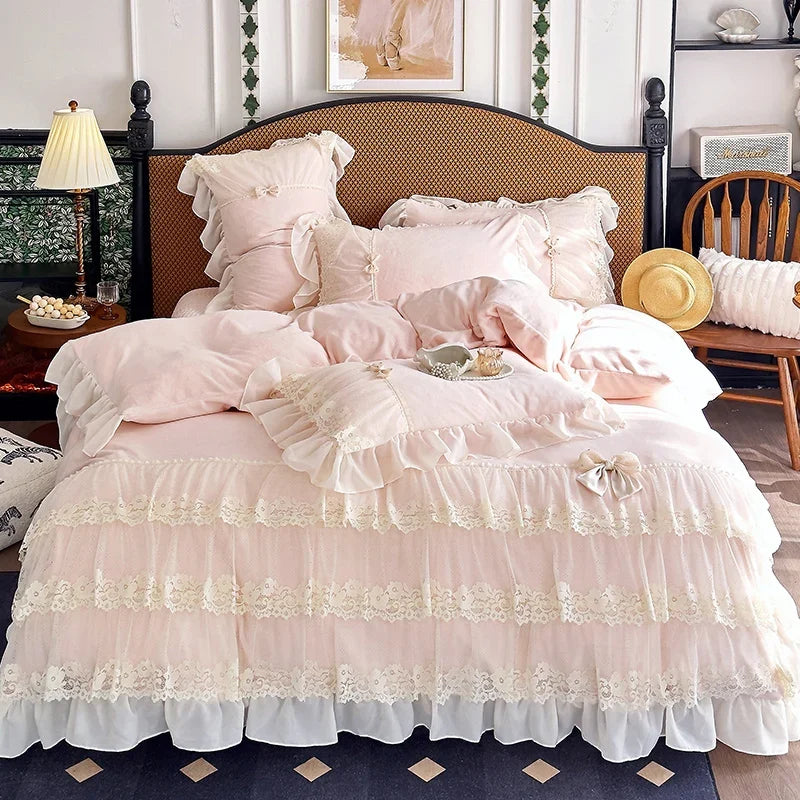 Three-layer Lace Ruffles Bow Princess Wedding Bedding Set