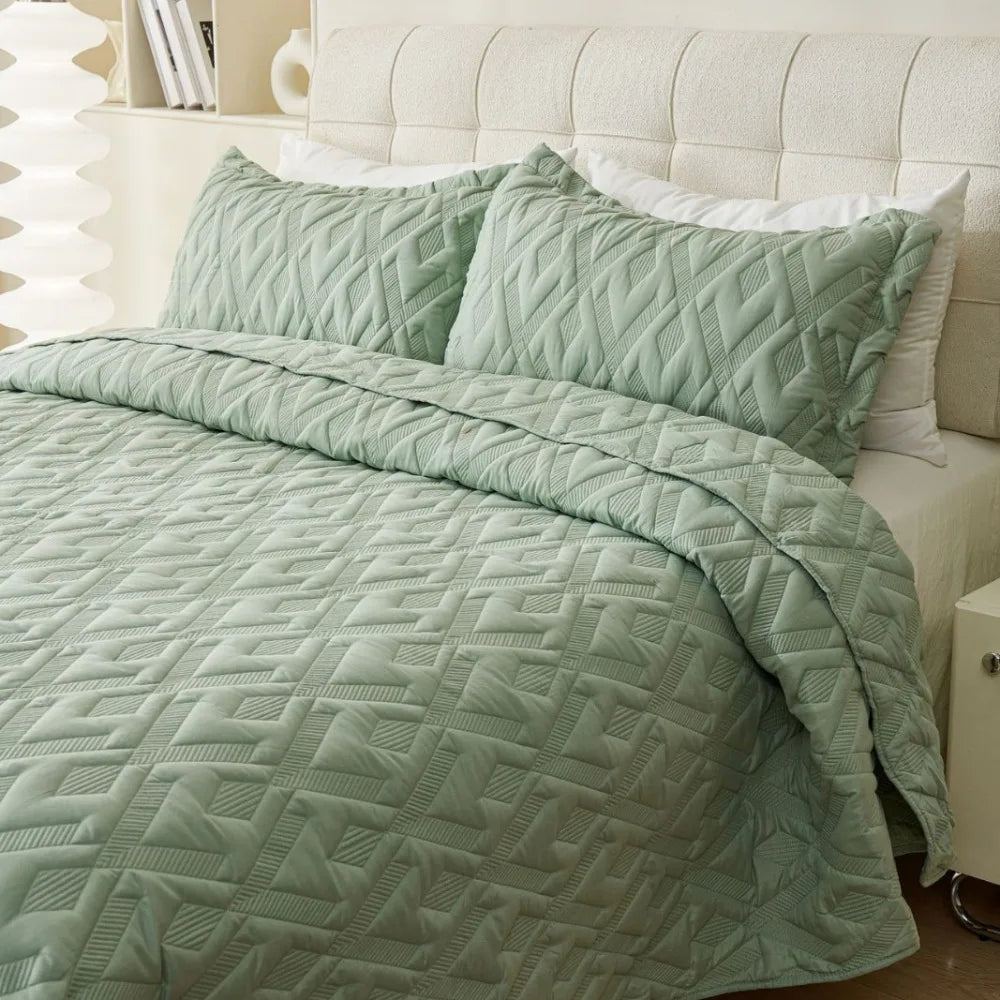 Pure Color Quilted Bedding Set