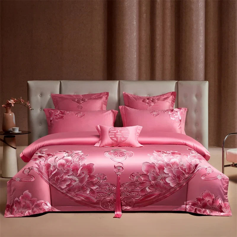 Luxury Chinese Style Wedding Dragon Phoenix Embroidery Red Bedding Set