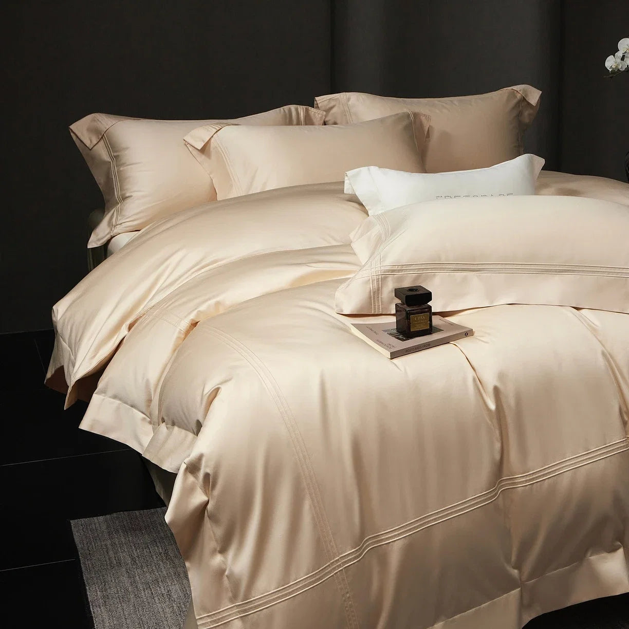 Luxury White Hotel Style Premium 100S Long Staple Cotton Bedding Set