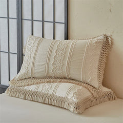 Large Tassel Style Bedding Set