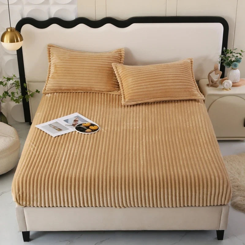1Pc Faux Fur Velvet Fitted Sheet Soft Plush Bedcover Mattress Cover With All-around Elastic Rubber Band Bed Sheet Warm Bedsheets