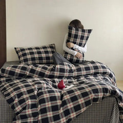 Black Red Bedding Set