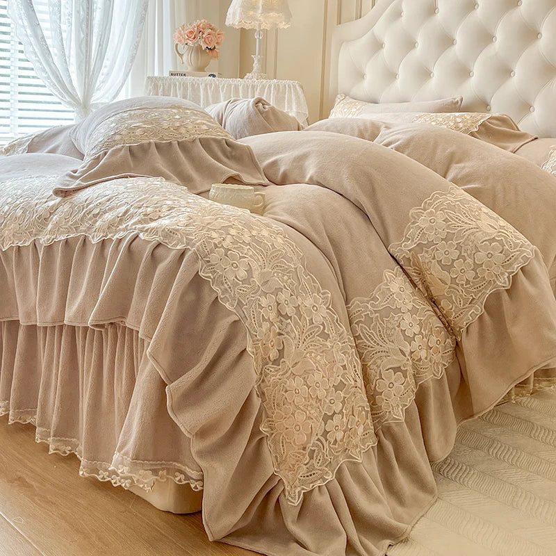Lace Ruffles Princess Wedding Bedding Set