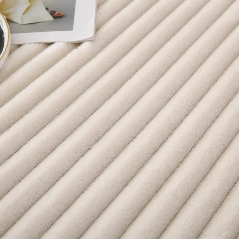 1Pc Faux Fur Velvet Fitted Sheet Soft Plush Bedcover Mattress Cover With All-around Elastic Rubber Band Bed Sheet Warm Bedsheets