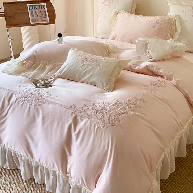 4Pcs Flowers Embroidery Lace Ruffles Princess Wedding Bedding Set