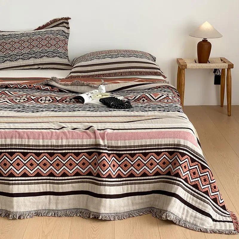 Ultra-Soft Travel Shawl Beach Cover-Up Lightweight Throw Blanket 4-Layer Cotton Gauze A Grade Blanket with Tassels Pillowcases