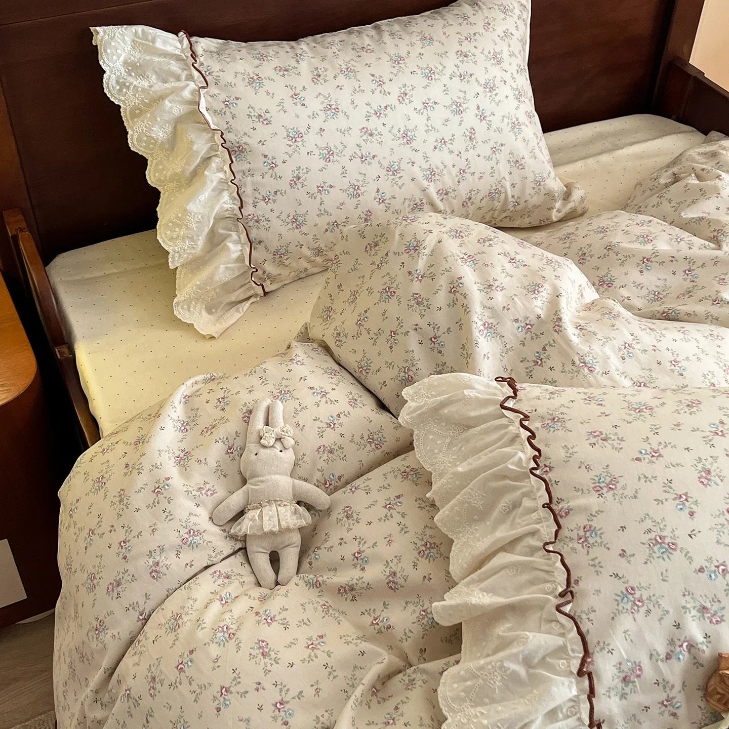 100% Cotton Korean Princess Style Lace Ruffles Flower Print Bedding Set