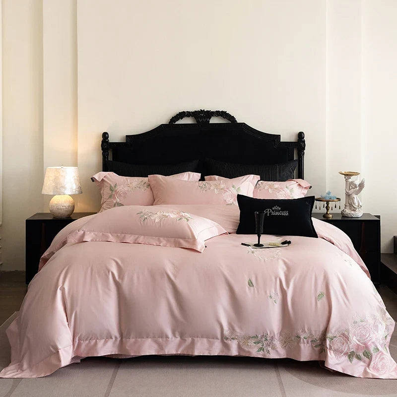 100% Cotton Chic Flowers Embroidery Luxury Bedding Set