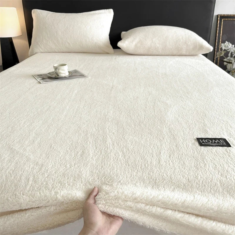 3Pcs Velvet Fleece Fitted Bed Sheet With Elastic Band Anti-slip Adjustable Mattress Cover Thick Warm Bed Cover With Pillowcases