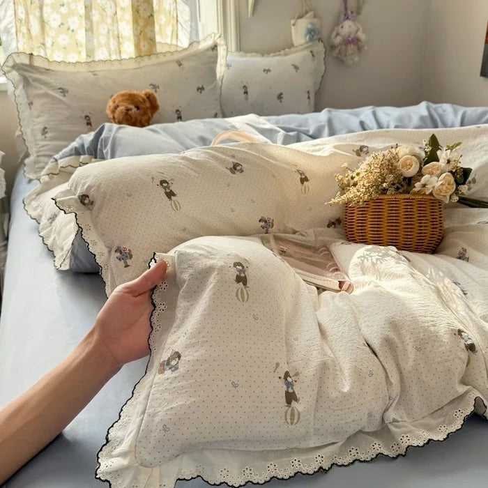 Korean Lace 4pcs Duvet Cover Set with Sheet and Pillowcases Floral Bedding Set