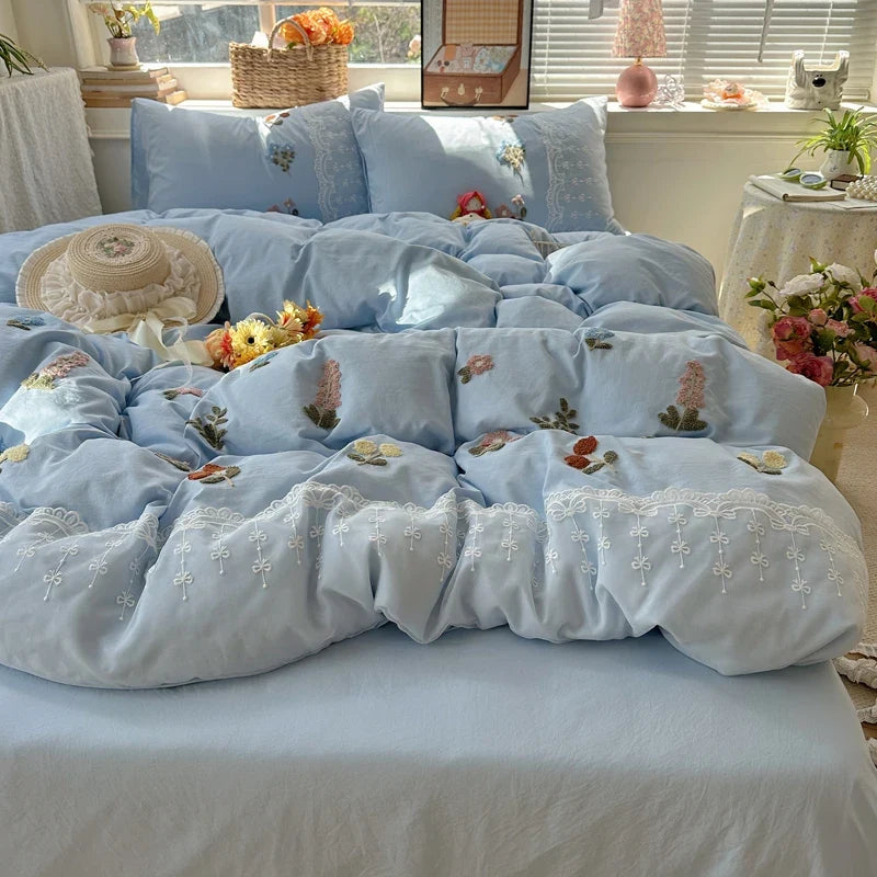 3/4Pcs Princess Style Cartoon Towel Embroidery Bedding Set