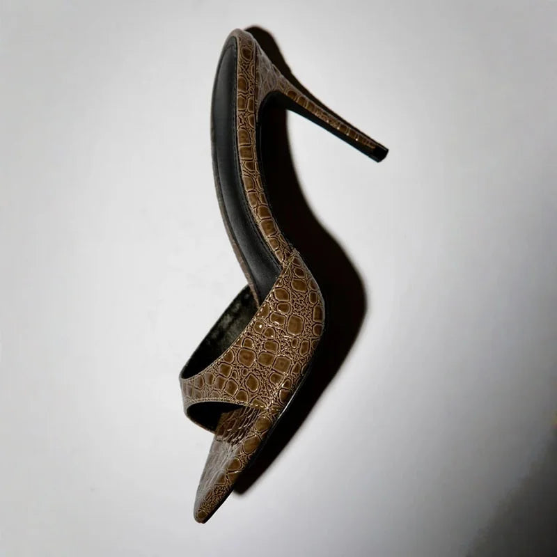 Embossed leather Thin Heels
