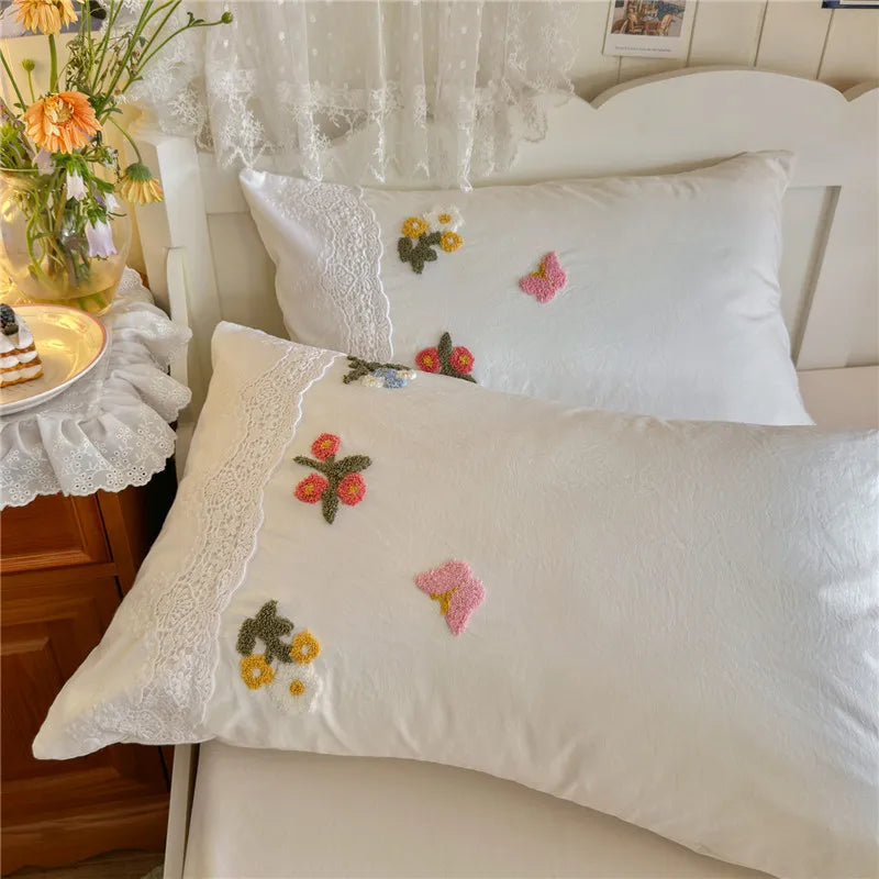 3/4Pcs Korean Princess Style Floral Embroidered Towel Bedding Set