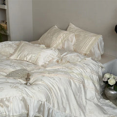 Vintage Embossed Jacquard Lace Ruffles Bedding Set