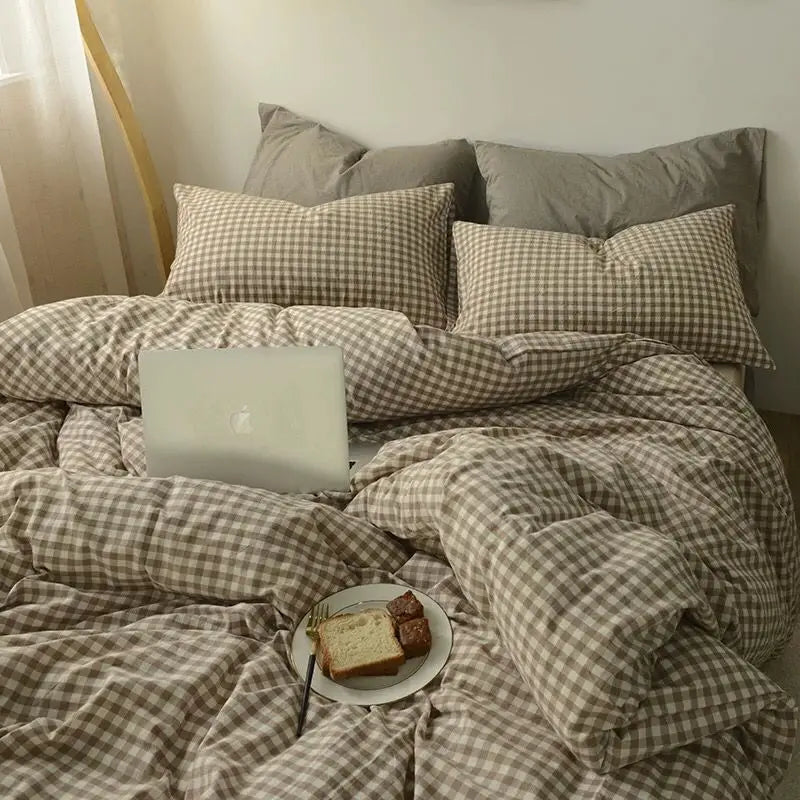 Simple Bedding Set