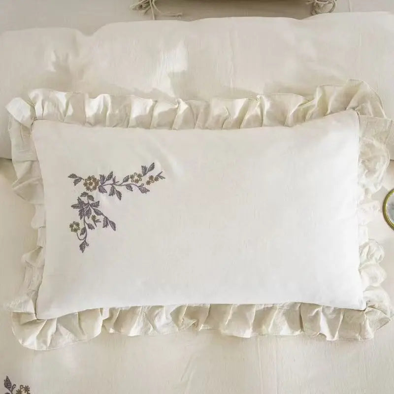 75% Cotton And 25% Linen Elegant Embroidery Ruffles Princess Luxury Bedding Set