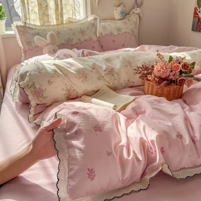 Korean Lace 4pcs Duvet Cover Set with Sheet and Pillowcases Floral Bedding Set