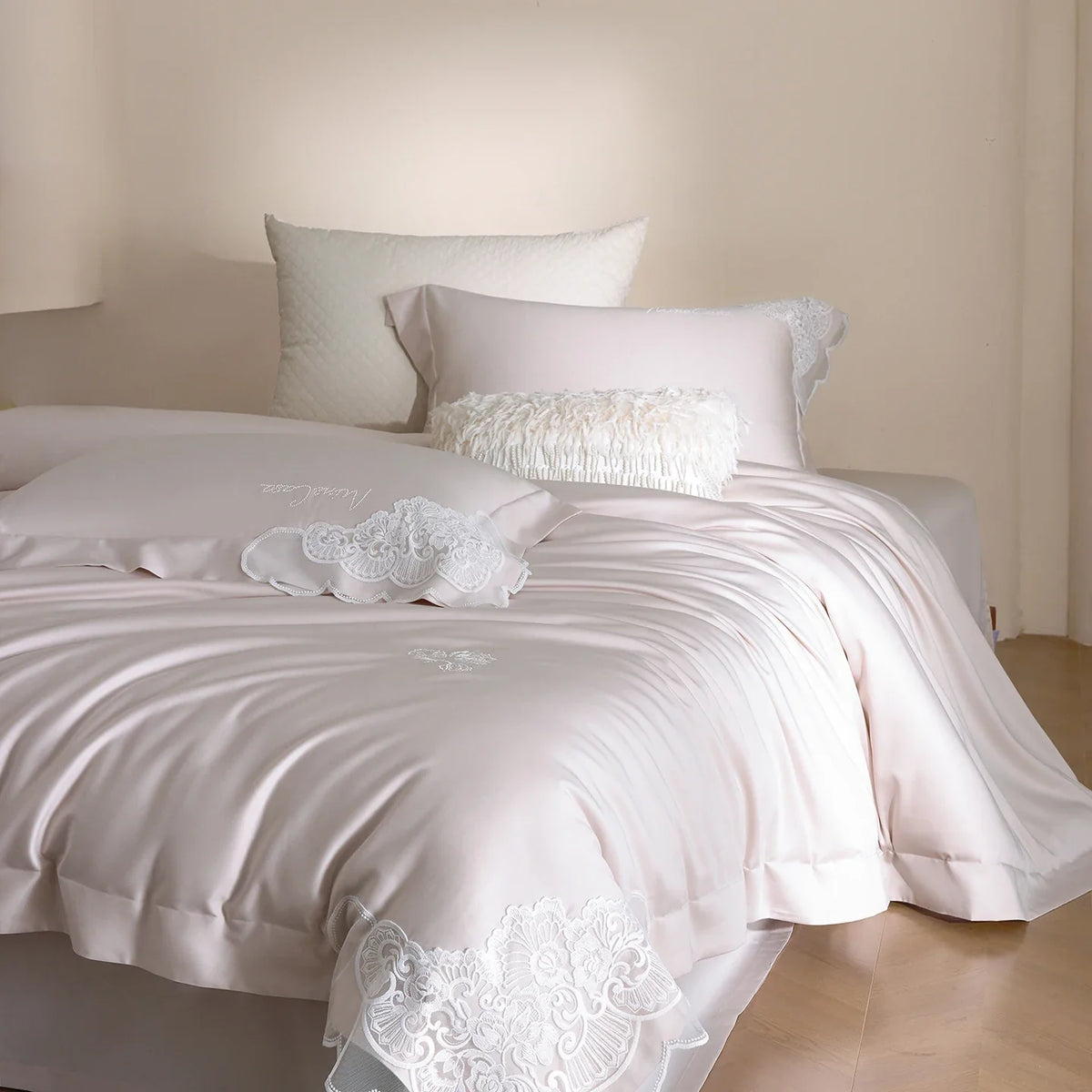 Elegant Lace Embroidery Luxury Bedding Set